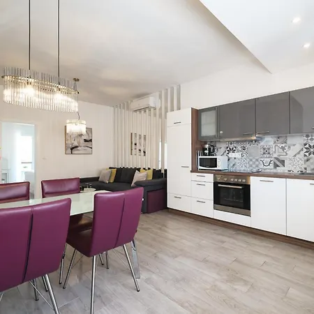 A'marie Self Check-in Apartamento *