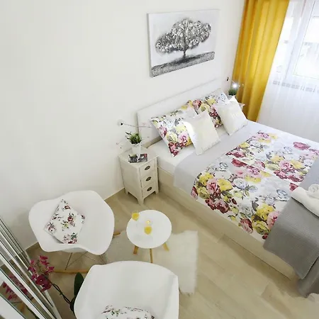 A'marie Self Check-in Apartamento Zadar