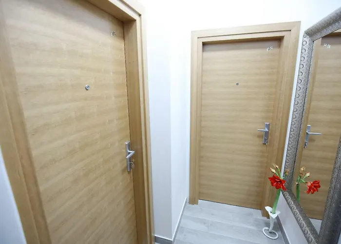 A'marie Self Check-in