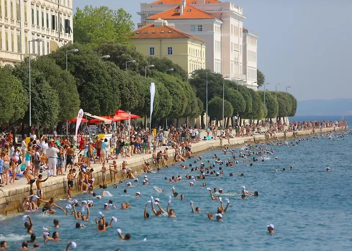 A'marie Self Check-in דירה זאדאר